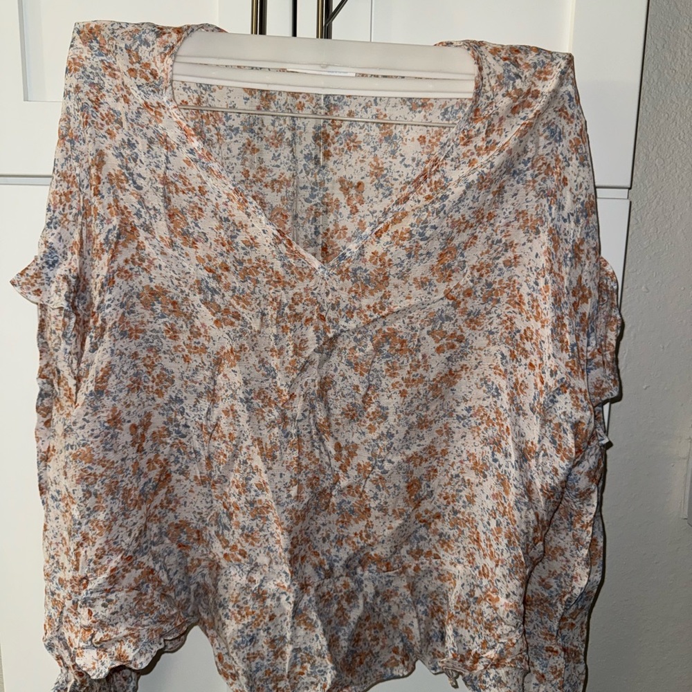 Floral V-Neck Women's Top - Multicolor